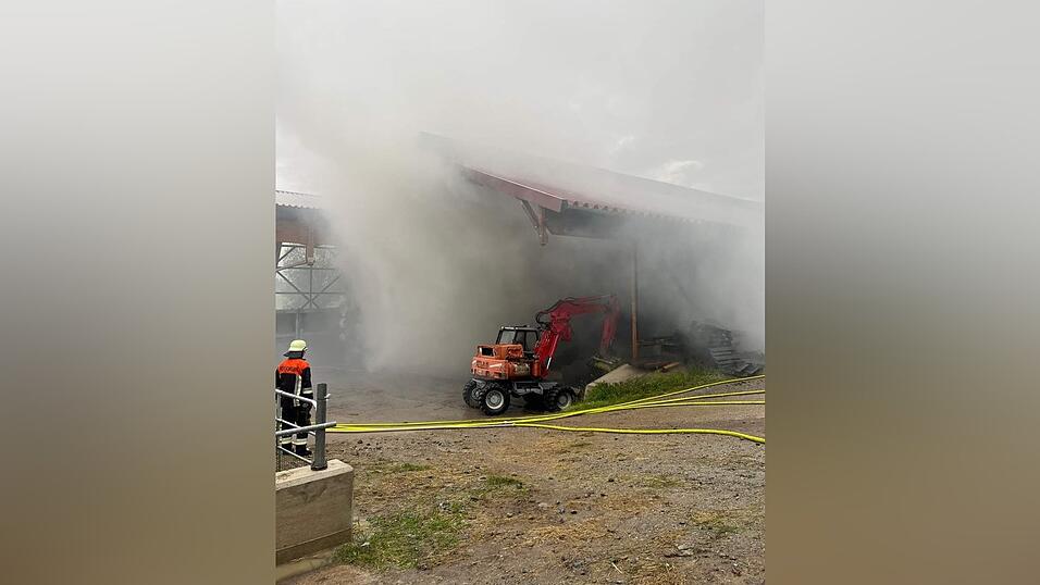 Erst am frühen Sonntagmorgen konnten die meisten Einsatzkräfte nach Hause fahren Erst am frühen Sonntagmorgen konnten die meisten Einsatzkräfte nach Hause fahren