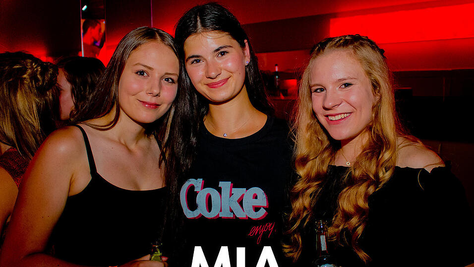 Beste Stimmung auf der Oberstufenparty im Mia Nightclub in Cham. Beste Stimmung auf der Oberstufenparty im Mia Nightclub in Cham.
