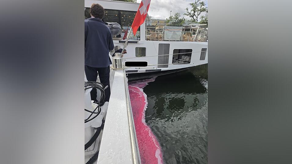 Der Kapitän wollte Ballastwasser ablassen. Stattdessen lief ein treibstoffversetztes Gemisch aus. Der Kapitän wollte Ballastwasser ablassen. Stattdessen lief ein treibstoffversetztes Gemisch aus.