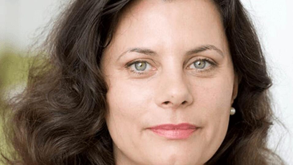 Tamara Dietl ist Autorin, Kolumnistin sowie Sinn- und Wertecoach nach der Lehre des Neurologen und Psychiaters Viktor Frankl. Tamara Dietl ist Autorin, Kolumnistin sowie Sinn- und Wertecoach nach der Lehre des Neurologen und Psychiaters Viktor Frankl.