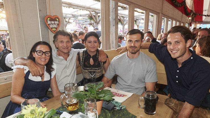 Die Partybilder vom Samstag, 16. August, aus dem Festzelt Lechner. Die Partybilder vom Samstag, 16. August, aus dem Festzelt Lechner.
