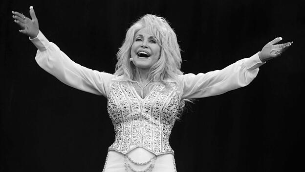 US-Sängerin Dolly Parton sagte bereits am Anfang des Jahres mehrere Konzerte ab. (Archivbild) US-Sängerin Dolly Parton sagte bereits am Anfang des Jahres mehrere Konzerte ab. (Archivbild)