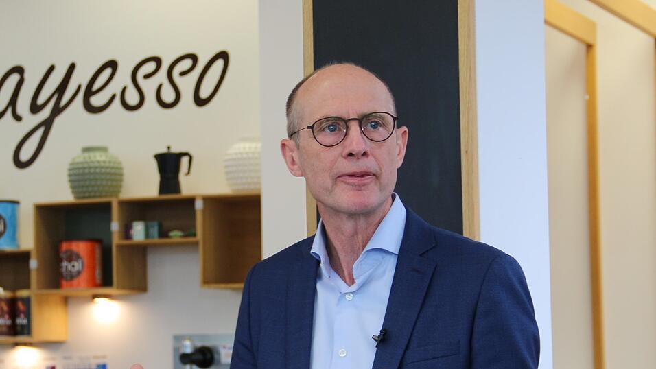 Bayernwerk-Chef Egon Leo Westphal pocht auf schnelleren Ausbau der Netzinfrastruktur. Bayernwerk-Chef Egon Leo Westphal pocht auf schnelleren Ausbau der Netzinfrastruktur.