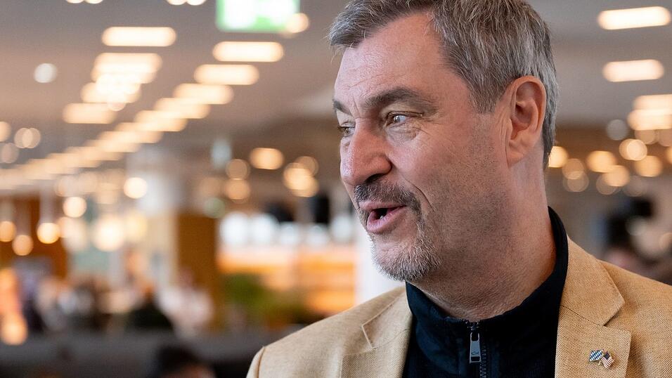 Auf CSU-Chef Söder wartet in den USA ein dicht gedrängter Terminplan - den geplanten Besuch bei der Nasa in Houston nannte er vorab bereits auch einen persönlichen Meilenstein. Auf CSU-Chef Söder wartet in den USA ein dicht gedrängter Terminplan - den geplanten Besuch bei der Nasa in Houston nannte er vorab bereits auch einen persönlichen Meilenstein.