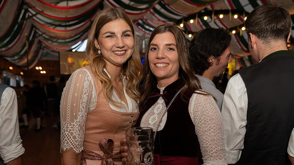 Die Partybilder vom Freitag, 11. August 2023, aus dem Festzelt Weckmann.