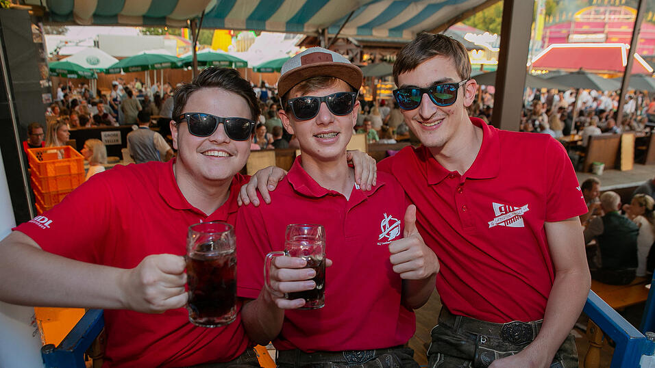 Die Partybilder von Sonntag, 21. August 2022, aus dem Festzelt Wenisch.