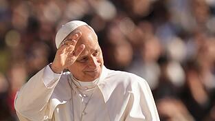 Papst Leo XIV. muss entscheiden, ob Pfarrer Alexander Aulinger aus dem Klerikerstand ausscheiden darf.