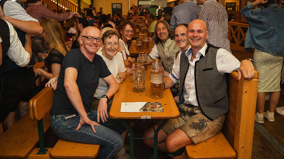 Die Partybilder vom Sonntag, 18. August, aus dem Festzelt Nothaft. Die Partybilder vom Sonntag, 18. August, aus dem Festzelt Nothaft.