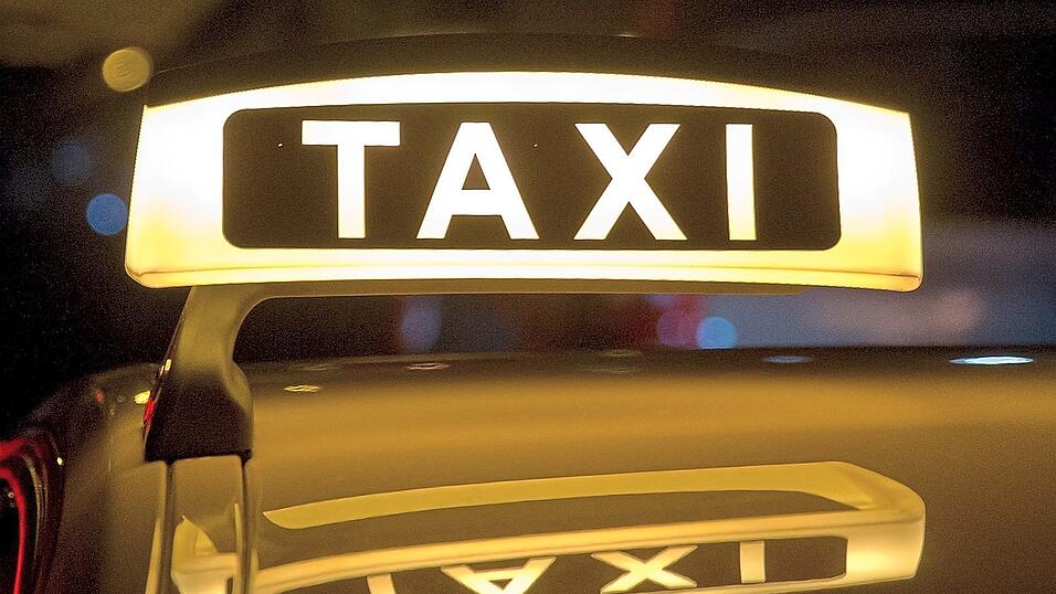 Einige Landkreise in Bayern bieten vergünstigte Taxifahrten an, um die Mobilität zu fördern. Einige Landkreise in Bayern bieten vergünstigte Taxifahrten an, um die Mobilität zu fördern.