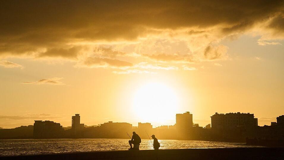 Häufige Stromausfälle beeinträchtigen das Leben der Kubaner. Häufige Stromausfälle beeinträchtigen das Leben der Kubaner.
