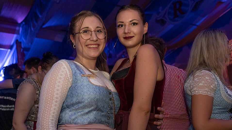 Die Partybilder vom Montag, 14. August 2023, aus dem Festzelt Reisinger. Die Partybilder vom Montag, 14. August 2023, aus dem Festzelt Reisinger.