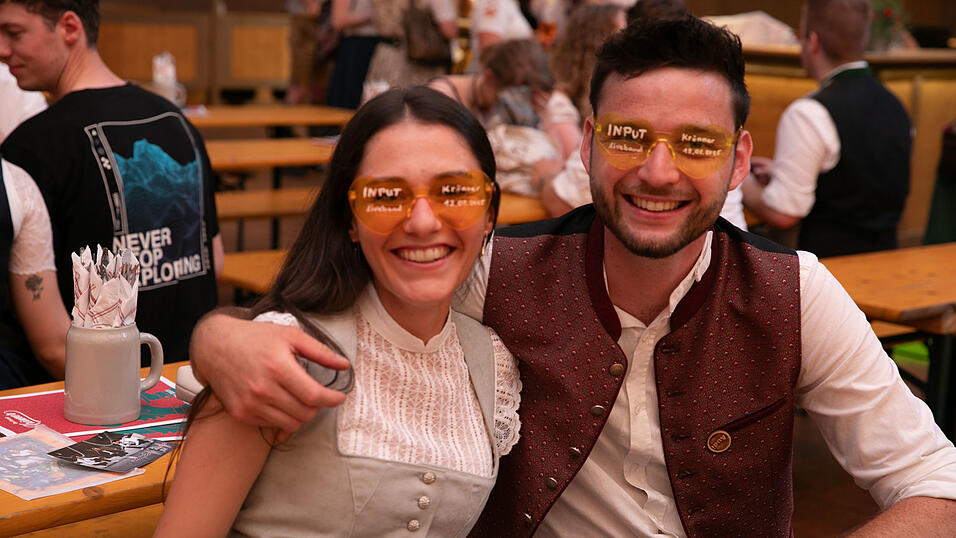 Die Partybilder vom Dienstag, 12. August, aus dem Festzelt Krönner. Die Partybilder vom Dienstag, 12. August, aus dem Festzelt Krönner.
