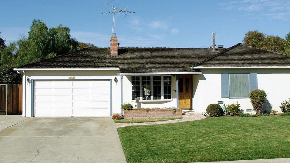 1976: In dieser Garage in Los Altos im Elternhaus von Steve Jobs wurden die ersten Apple-Computer montiert.