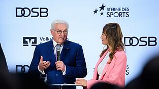 Bundespräsident Steinmeier reist zur Eröffnung der Olympischen Winterspiele. Bundespräsident Steinmeier reist zur Eröffnung der Olympischen Winterspiele.
