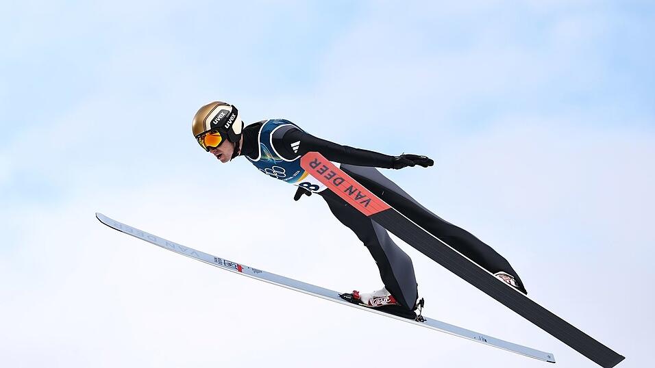 Vinzenz Geiger brachte sich beim Skispringen in eine gute Ausgangsposition, f&uuml;r Edelmetall reichte es trotzdem nicht.