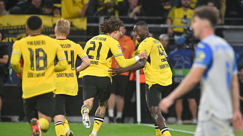 Sorgten in der Dortmunder Offensive für Gefahr: Fábio Silva (l) und Serhou Guirassy. Sorgten in der Dortmunder Offensive für Gefahr: Fábio Silva (l) und Serhou Guirassy.