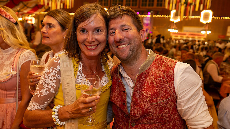 Die Partybilder vom Freitag, 9. August 2024, aus dem Festzelt Kr&ouml;nner.