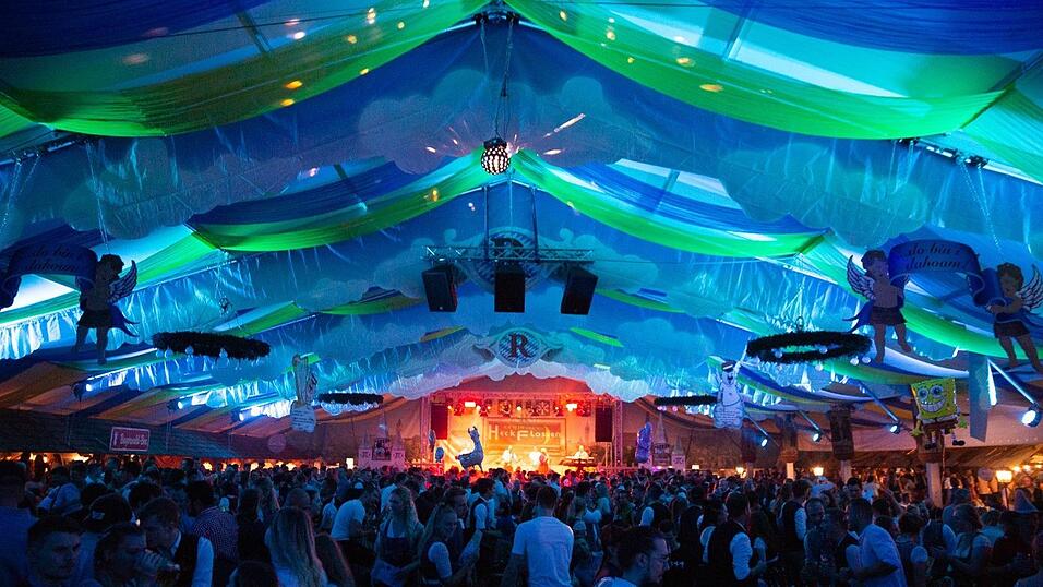 Die Partybilder vom Samstag, 13. August 2022, aus dem Festzelt Reisinger.