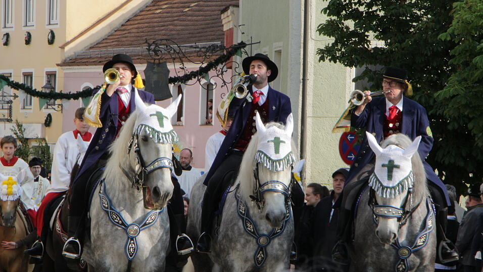 613 Jahre Kötztinger Pfingstritt 613 Jahre Kötztinger Pfingstritt