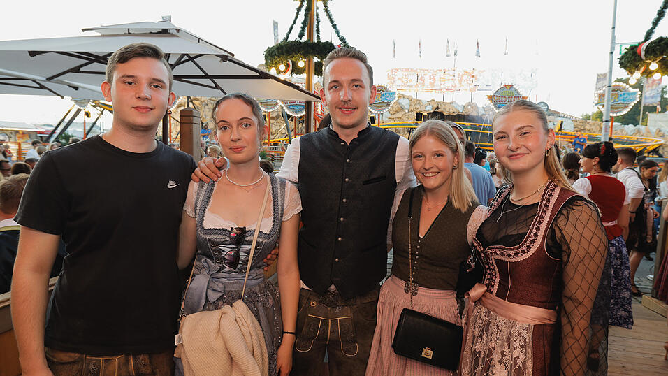 Die Partybilder vom Samstag, 10. August 2024, aus dem Festzelt Kr&ouml;nner.