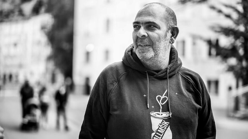 Sein Hausmeister war der Held von Hannes Ringlstetter, weil er EHC-Torwart war.
