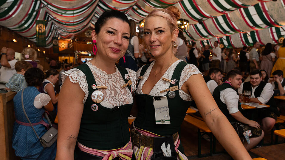 Die Partybilder vom Donnerstag, 17. August 2023, aus dem Festzelt Weckmann.