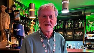 Bernhard Csokan erinnert sich noch gerne zurück an das Spiel gegen Bayern-Stars wie Rummenigge und Beckenbauer. Bernhard Csokan erinnert sich noch gerne zurück an das Spiel gegen Bayern-Stars wie Rummenigge und Beckenbauer.