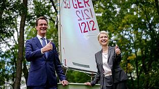 Hendrik W&uuml;st und Manuela Schwesig bei einem Termin.