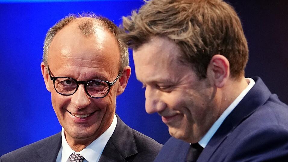 Noch ist die Stimmung gut zwischen CDU-Chef und wohl Bald-Kanzler Friedrich Merz (l.) und SPD-Chef Lars Klingbeil. Der erste Stresstest k&ouml;nnte die Aufstellung des Haushalts f&uuml;r die designierte Koalition werden.