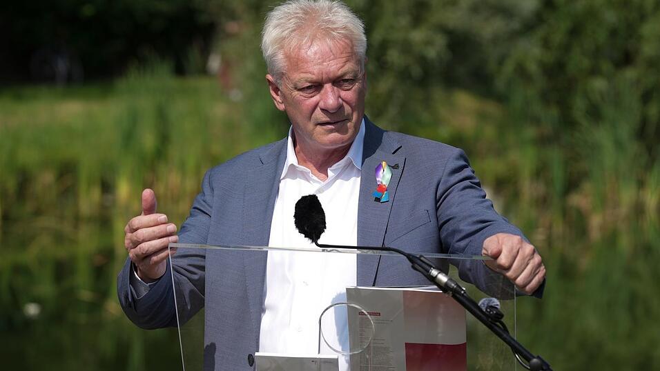 Minister Rainer will die Bauern mit ihren Sorgen nicht allein lassen. (Archivbild) Minister Rainer will die Bauern mit ihren Sorgen nicht allein lassen. (Archivbild)