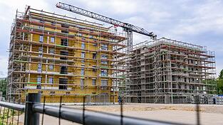 Hohe Mieten sind ein Problem für die Wirtschaft. (Archivbild)