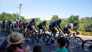 Radprofis bei der 113. Tour de France. Radprofis bei der 113. Tour de France.