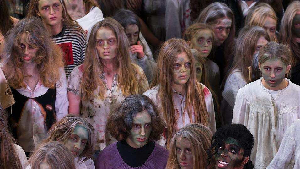 Das Lied ist aus den 1980er Jahren. Das Lied ist aus den 1980er Jahren.