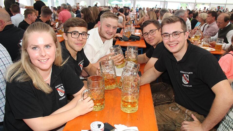 Zur Musik von Headless wurde ausgelassen gefeiert.