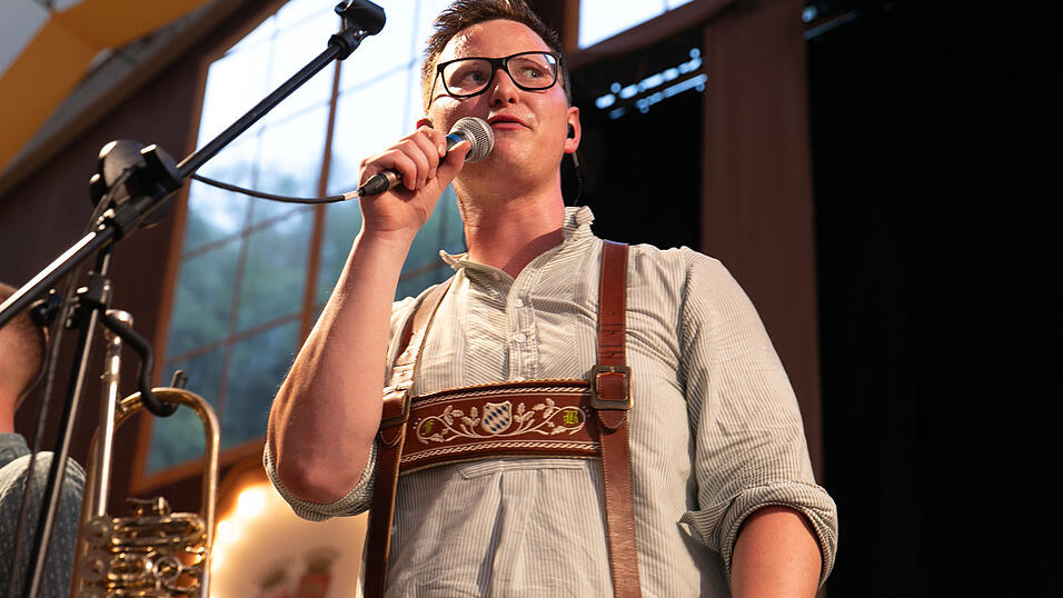Die Partybilder vom Donnerstag, 14. August, aus dem Festzelt Krönner. Die Partybilder vom Donnerstag, 14. August, aus dem Festzelt Krönner.