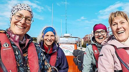 Rasante Fahrt im Speedboot: (v.l.) Anna-Maria Furchert, Angelika Dietl, Christiane Saller und Heidi Koscholleck.