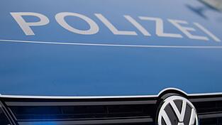 Als die Polizei ankommt, ist der Mann schon weg. (Symbolbild)