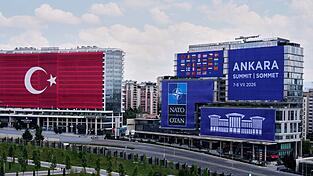 Die Nato trifft sich in der türkischen Hauptstadt Ankara. Die Nato trifft sich in der türkischen Hauptstadt Ankara.