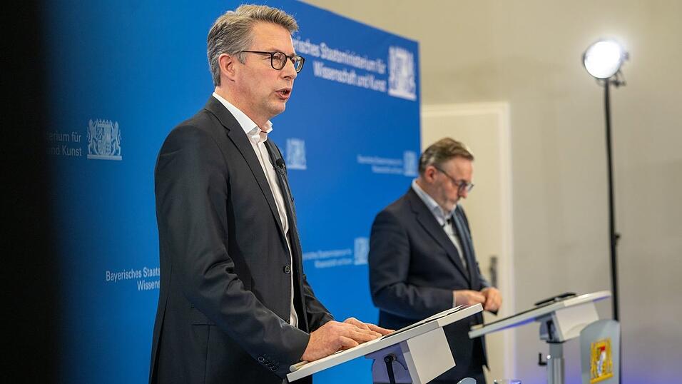 Bayerns Kunstminister Blume und Pinakotheken-Chef Biebl begrüßen die Entscheidung (Archivbild). Bayerns Kunstminister Blume und Pinakotheken-Chef Biebl begrüßen die Entscheidung (Archivbild).