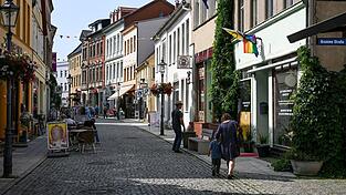 Innenstädte werden einer Umfrage zufolge wieder attraktiver. (Archivbild) Innenstädte werden einer Umfrage zufolge wieder attraktiver. (Archivbild)