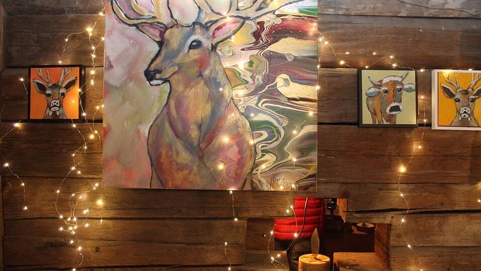 In Landshut lockten am Wochenende der Kunsthandwerkermarkt und die H&uuml;ttengaudi zahlreiche Besucher an.