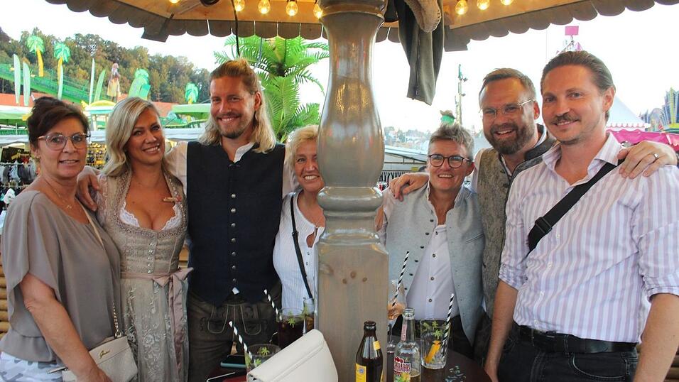 So schön war der Sonntag auf der Bartlmädult in Landshut. So schön war der Sonntag auf der Bartlmädult in Landshut.