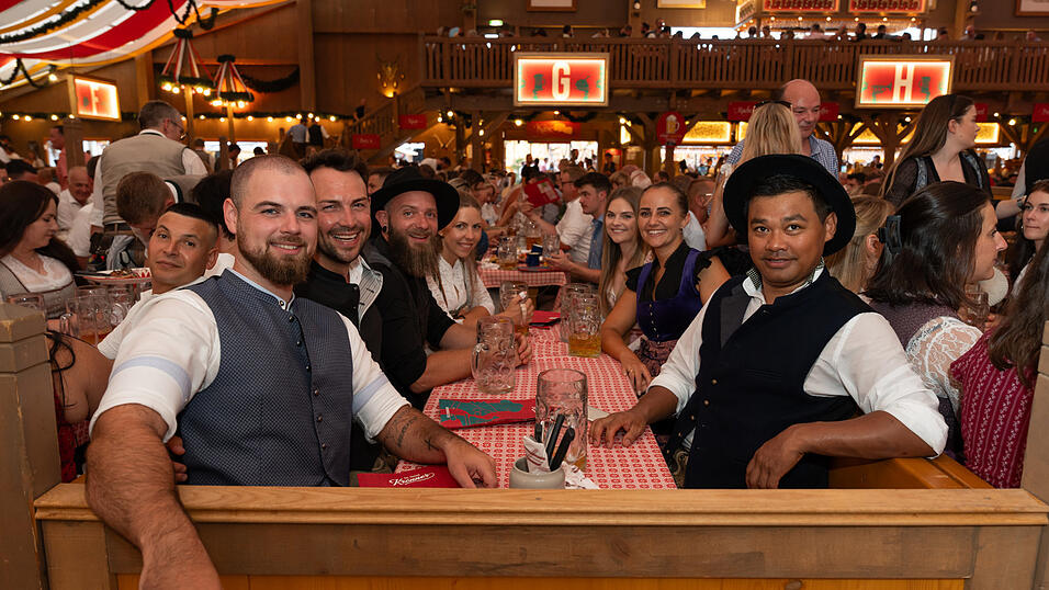 Die Partybilder vom Mittwoch, 14. August 2024, aus dem Festzelt Kr&ouml;nner.