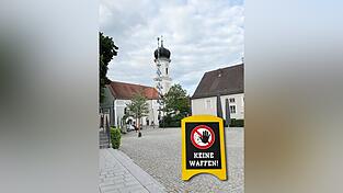 So weit wird es nicht kommen: Der Marktrat hat die Einrichtung einer Verbotszone für Waffen und Messer im Gemeindegebiet abgelehnt.