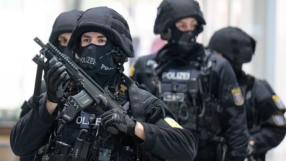 Zeugen hatten von Schussger&auml;uschen gesprochen.