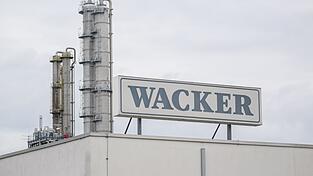 Wacker Chemie hat zu kämpfen, doch in diesem Jahr helfen Sondereffekte. (Archiv) Wacker Chemie hat zu kämpfen, doch in diesem Jahr helfen Sondereffekte. (Archiv)
