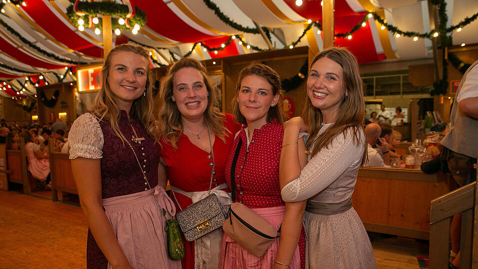 Die Partybilder vom Sonntag, 14. August 2022, aus dem Festzelt Krönner.