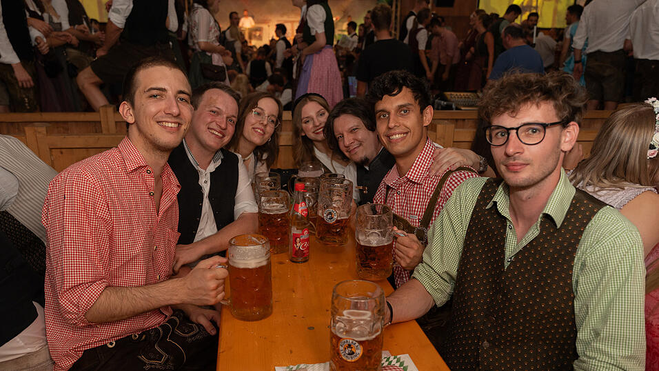 Die Partybilder vom Freitag, 11. August 2023, aus dem Festzelt Weckmann.