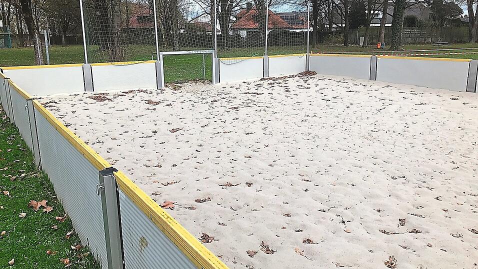 Das einzige Beachsoccer-Feld im Stadtgebiet w&uuml;rde den Pl&auml;nen des Volleyballvereins Nawaro zum Opfer fallen.