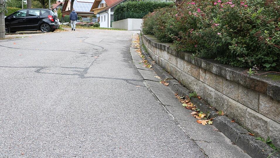 Das Bankett im Reitfeld ist abgesunken.